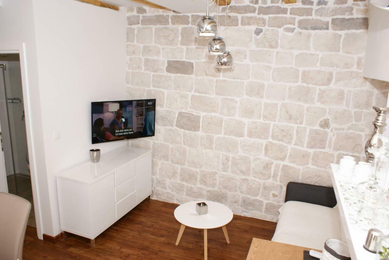 Luxury Apartment Luka Omiš Esterno foto